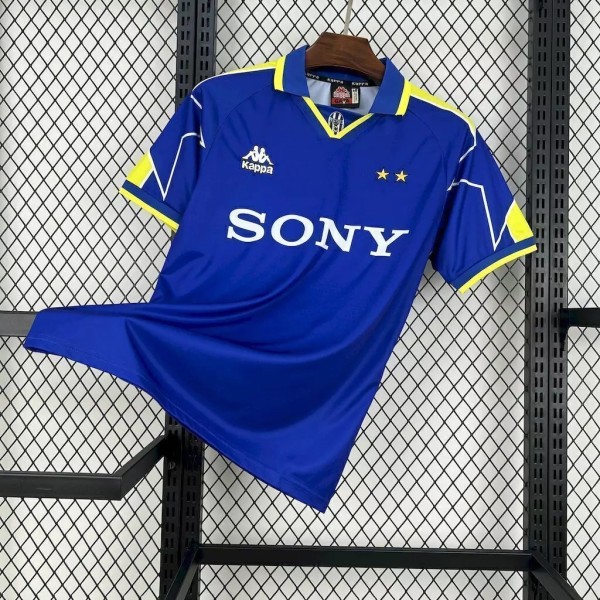 Juventus 1996/1997 Away Retro Jersey
