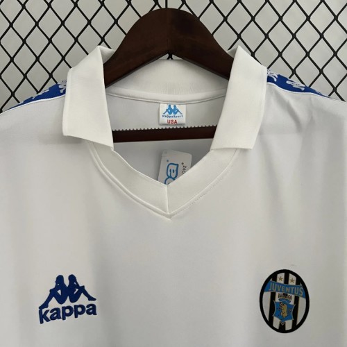 Juventus 1992/1993 Training Retro Jersey