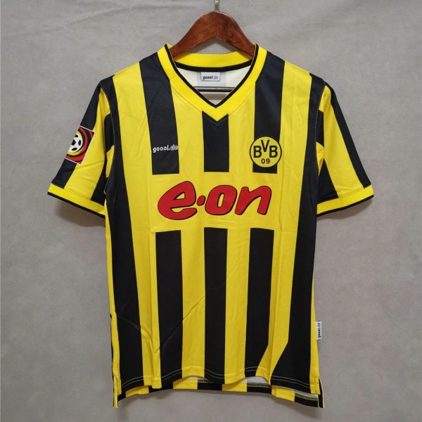 Borussia Dortmund 2000/2001 Home Retro Jersey