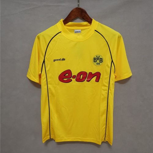 Borussia Dortmund 2001/2002 European Home Retro Jersey