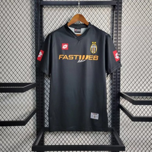 Juventus 2001/2002 Away Retro Jersey