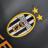 Juventus 2001/2002 Away Retro Jersey