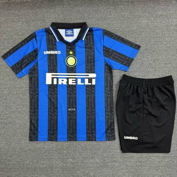 Inter Milan 1997/1998 Home Retro Kit