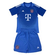 Bayern Munich 25/26 Goalkeeper Jersey and Short Kit