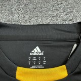 Real Madrid 2011/2012 Goalkeeper Retro Kit