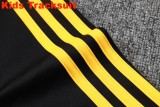Kids Real Madrid 25/26 Retro Training Jacket and Pants Set E2556