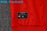 Kids MUFC 25/26 Retro Training Jacket and Pants Set E2555
