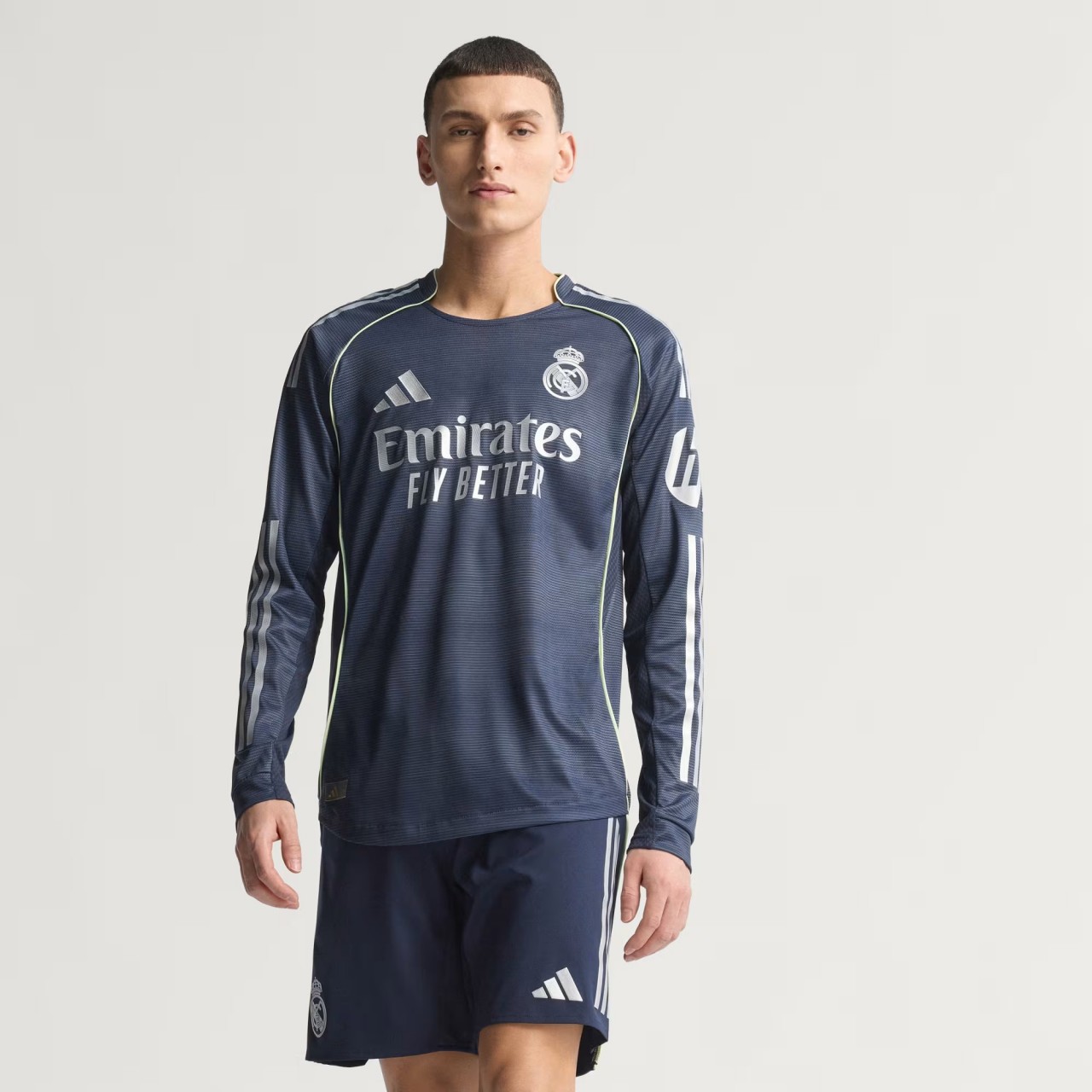 US$ 24.99 - Player Version Real Madrid 25/26 Away Long Sleeve