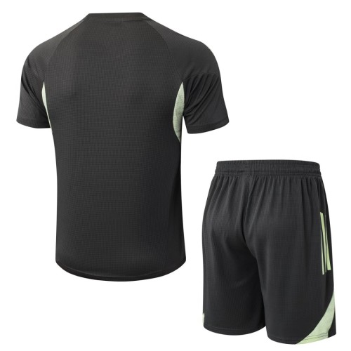 Player Version Real Madrid  25/26 Navy Training Pro Kit