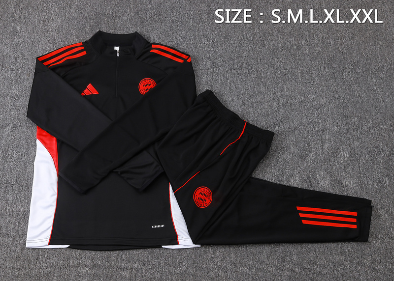 FC Bayern Munchen トレーニングウェア　上下セットアップ US$ 47.00 - Bayern Munich 25/26 Half-Zip Training Top and Pants