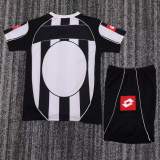 Kids Juventus 2002/2003 Home Retro Kit