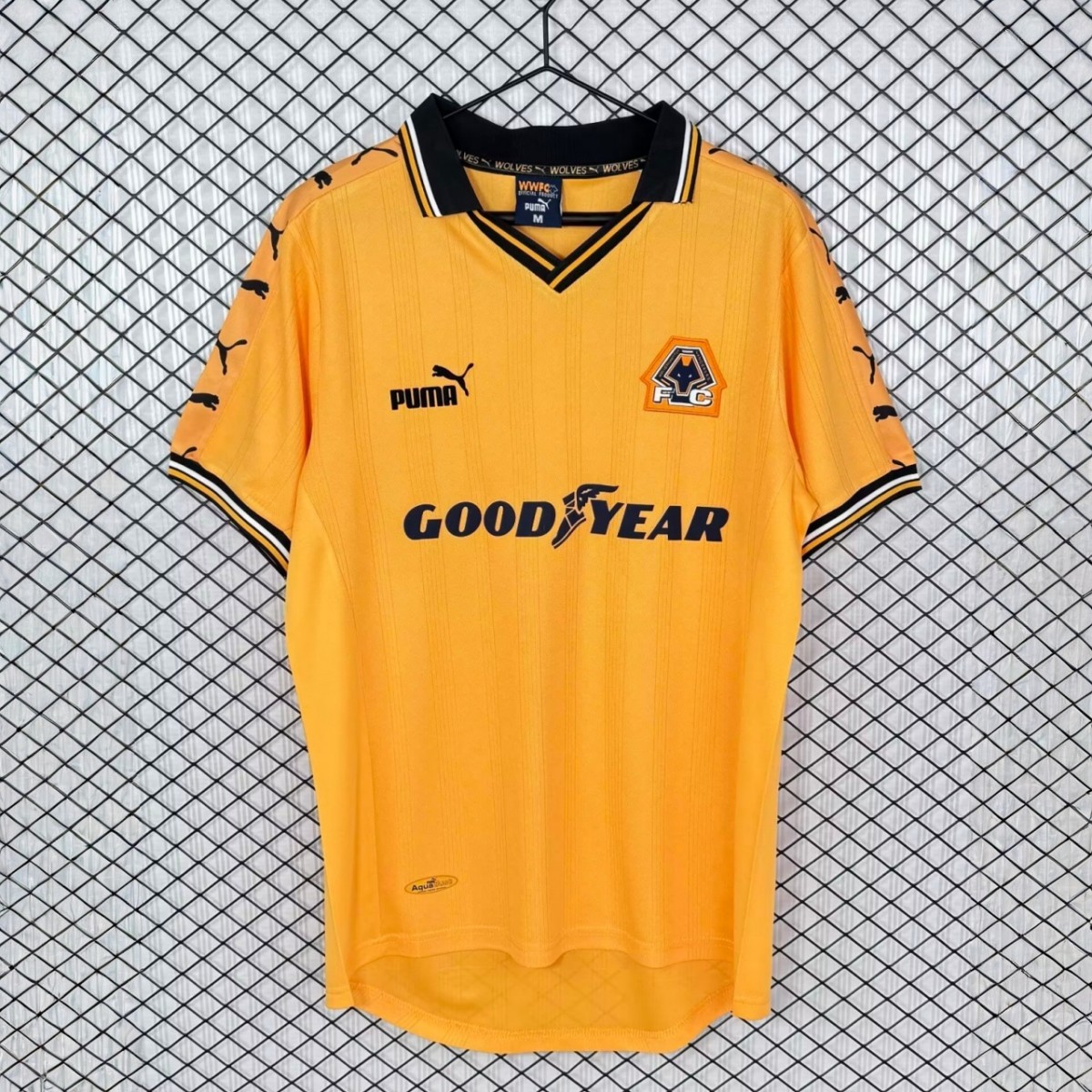 US$ 19.99 - Wolves 1998/1999 Home Retro Jersey - m.shootjerseys.vip
