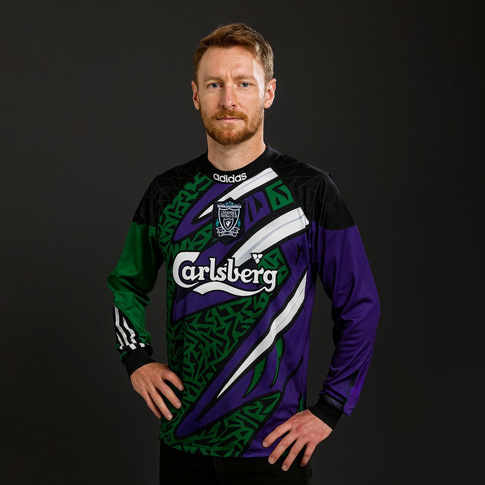 US$ 22.99 - Liverpool 1995/1996 Goalkeeper Long Sleeve Retro