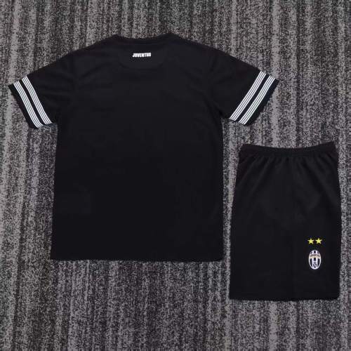 Kids Juventus 2012/2013 Away Retro Kit