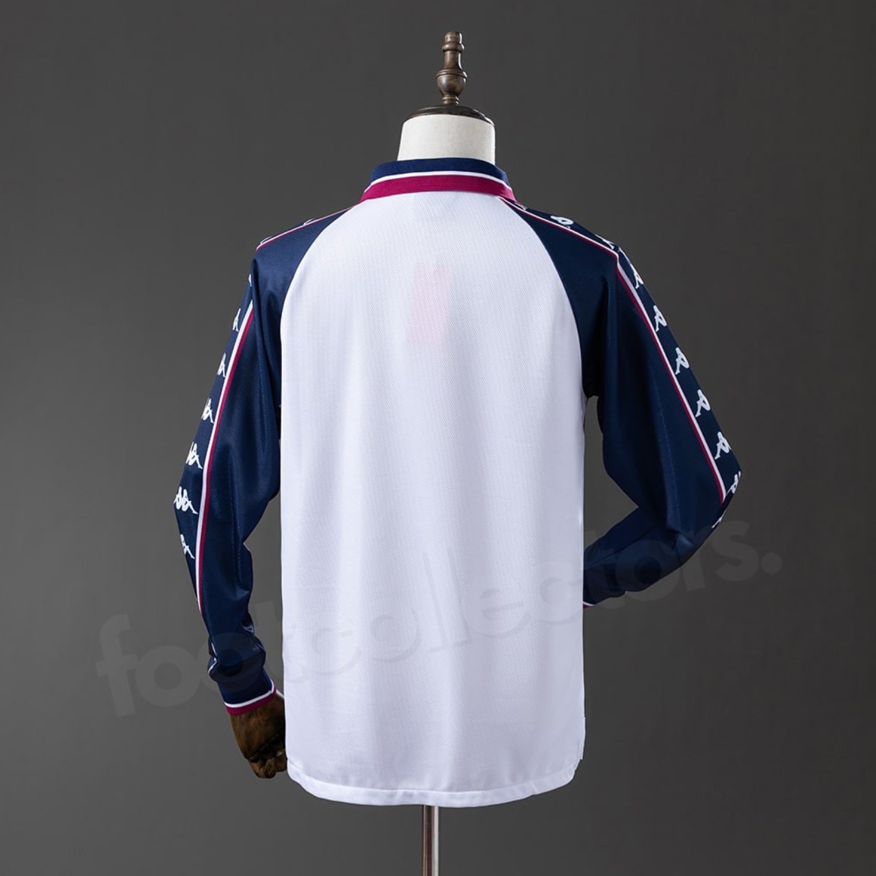 US$ 22.99 - Manchester City 1997/1998 Away Retro Jersey - m