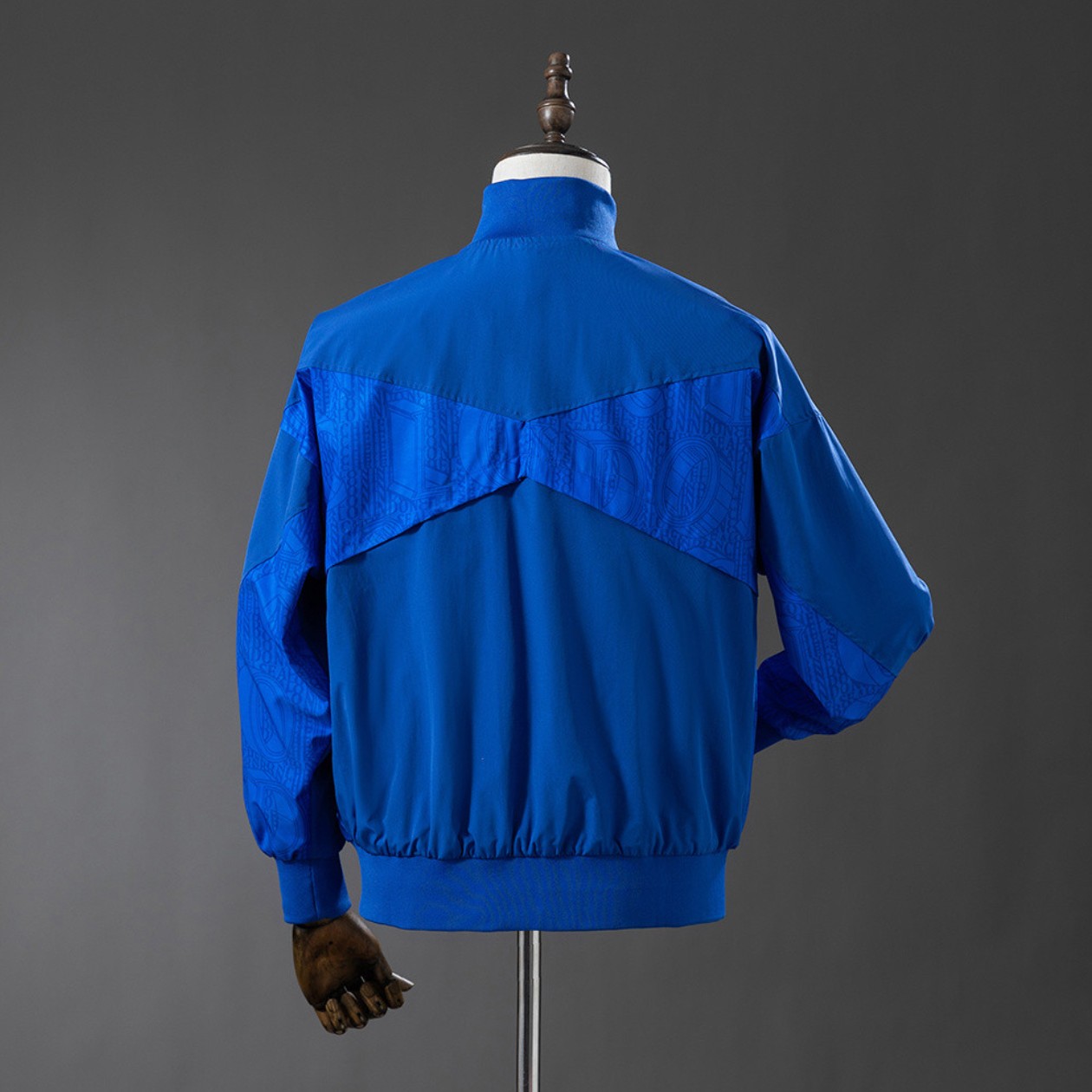 US$ 45.00 - Chelsea 25/26 Track Windbreaker Jacket - m