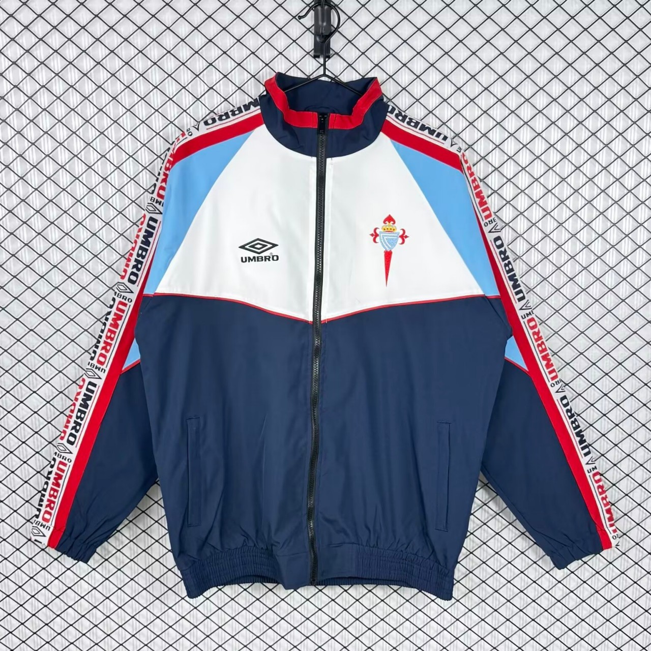 US$ 45.00 - Celta Vigo 1998/1999 Retro Track Jacket - m