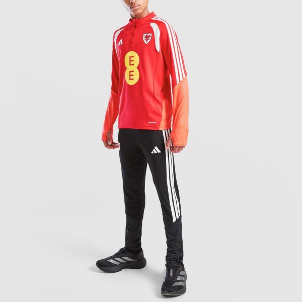 Kids Wales 2026 Training Top and Pants Kit