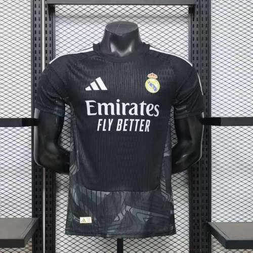 Player Version Real Madrid 26/27 Goalkeeper Authentic Jersey