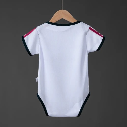 Infant Real Madrid 26/27 Home Kit
