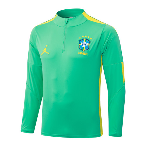Brazil 26/27 Half-Zip Training Top and Pants Set B26083