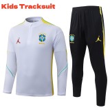 Kids Brazil 26/27 Half-Zip Training Sweatshirt and Pants Set E26103