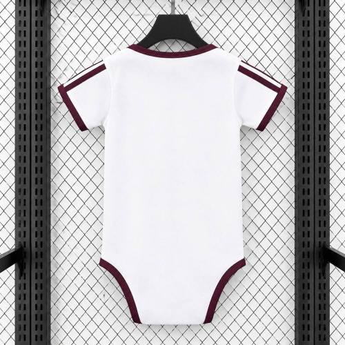 Infant LIV 26/27 Away Kit