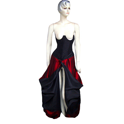 Black and Red Taffeta Corset Gown with Open Bust – The Story Of O Series [G243]