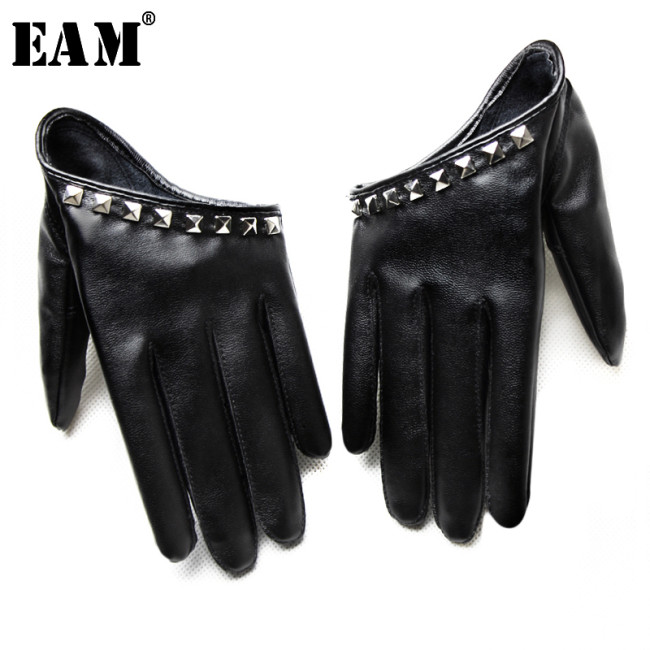 [EAM] 2024 New Spring Summer Colors Print Personality Hip Pop Sunscreen Beading Fashion Tide Accessories Gloves OA993