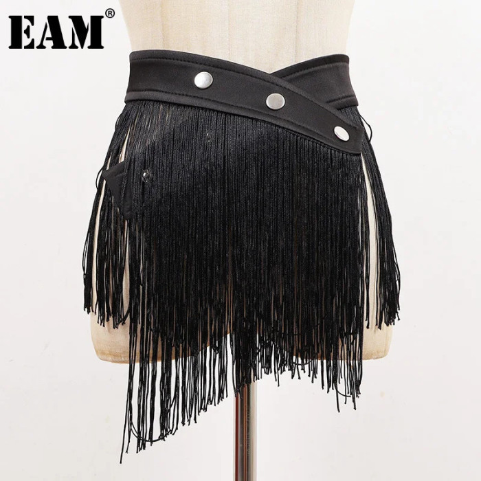 [EAM] Black Irregular Tassels Long Wide Vintage Belt Personality Women New Fashion Tide All-match Spring Autumn 2024 1DH7089