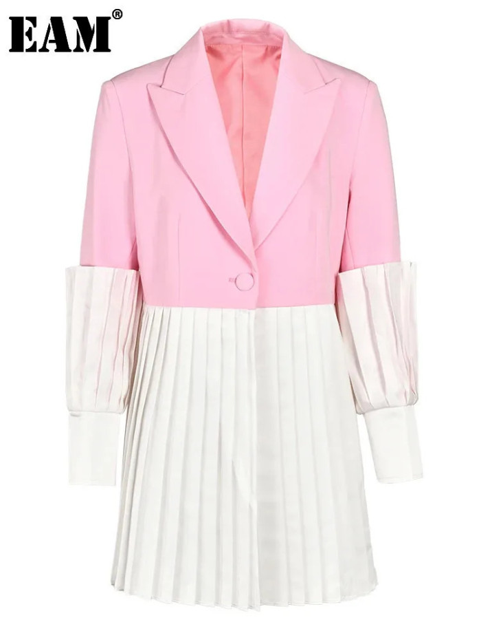 [EAM] Women pink Color Pleated Color-block Blazer New Lapel Long Sleeve Loose Fit Jacket Fashion Tide Spring Autumn 2024 7AB008