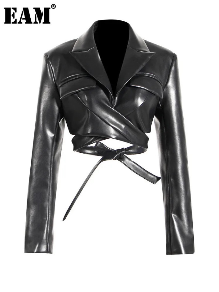 [EAM] Loose Fit Black Cross Bandage Short Pu Leather Jacket New Lapel Long Sleeve Women Coat Fashion Spring Autumn 2024 17A2947