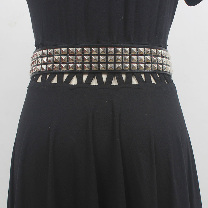 [EAM] Pu Leather Black Rivet Long Wide Vintage Belt Personality Women New Fashion Tide All-match Spring Autumn 2024 1DH5543