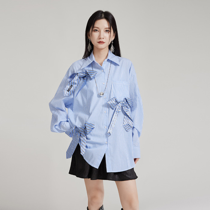[EAM] Women White Blue Bow Color-block Big Size Blouse New Lapel Long Sleeve Shirt Fashion Tide Spring Autumn 2024 1DH7984