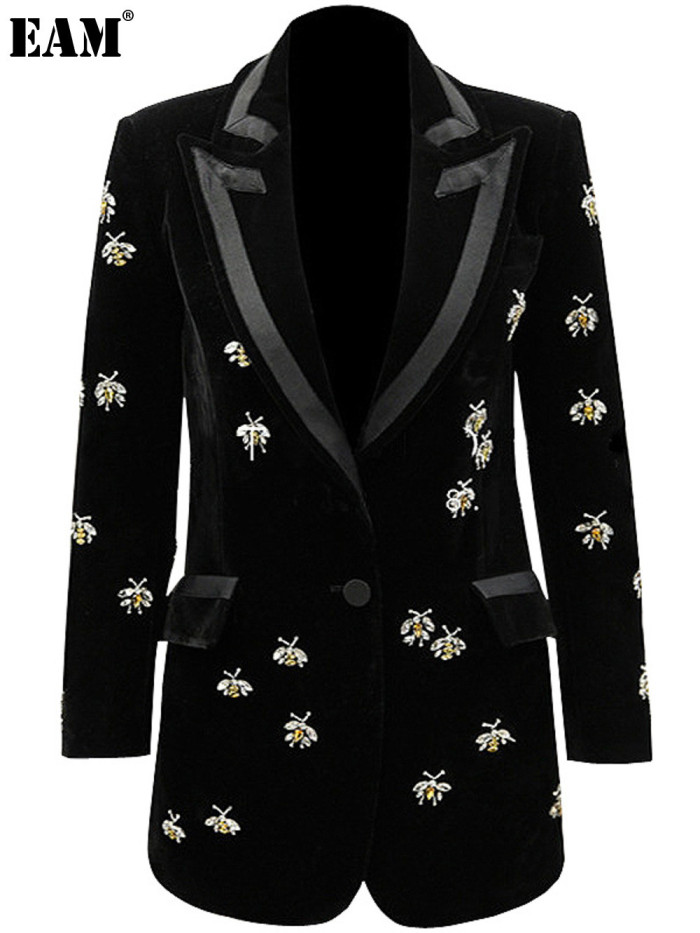 {EAM} Spring and autumn new fashion velvet fabric small bee nail bead heavy industry long suit jacket DLZ247