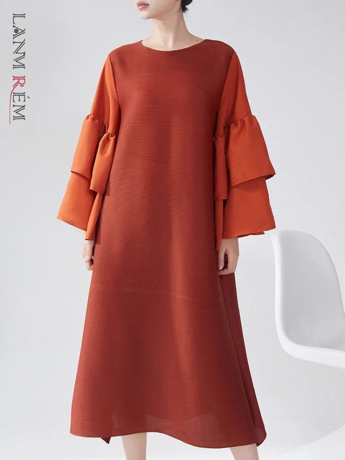 LANMREM Pleated Dress Women Round Neck Stitching Flared Sleeves Loose Mid Length Dresses Female Elegant 2025 Spring New 2DB1599