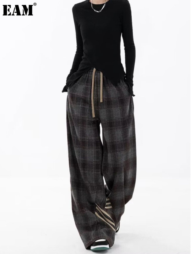 {EAM} Autumn and winter new casual plaid pants women splicing three bars design sense straight leg wide-leg pants DLZ273