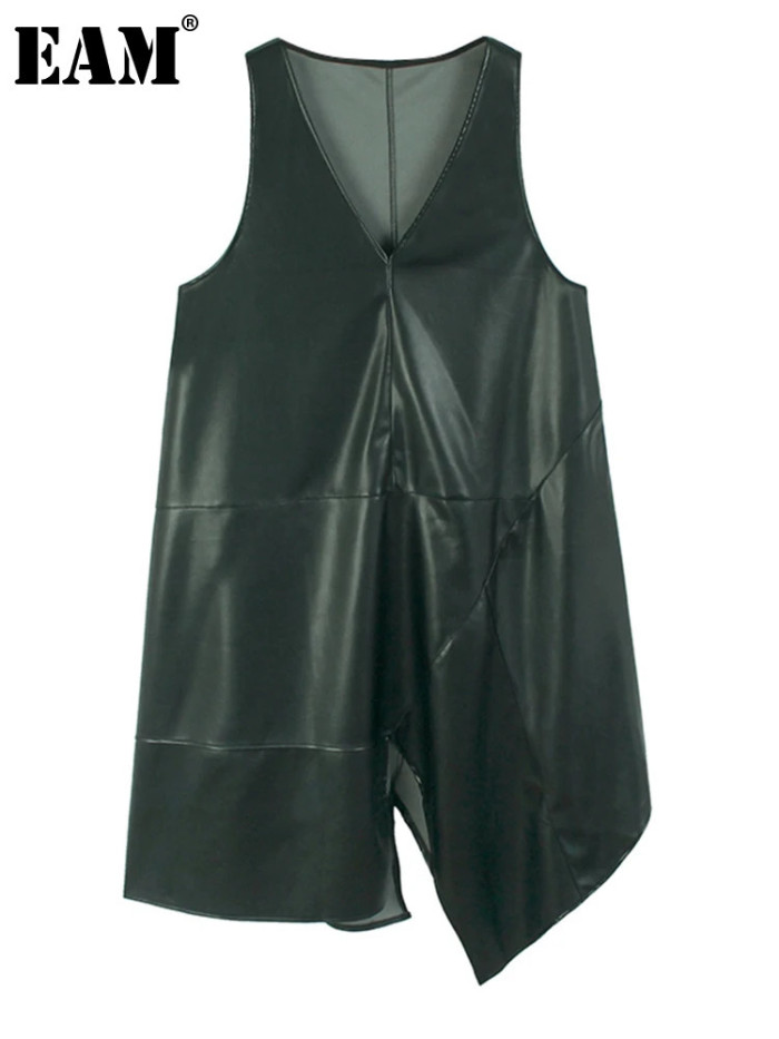 [EAM] Women Black Pu Leather Irregular Hem Big Size Vest Dress New V-Neck Sleeveless Fashion Tide Spring Autumn 2024 1DH8080