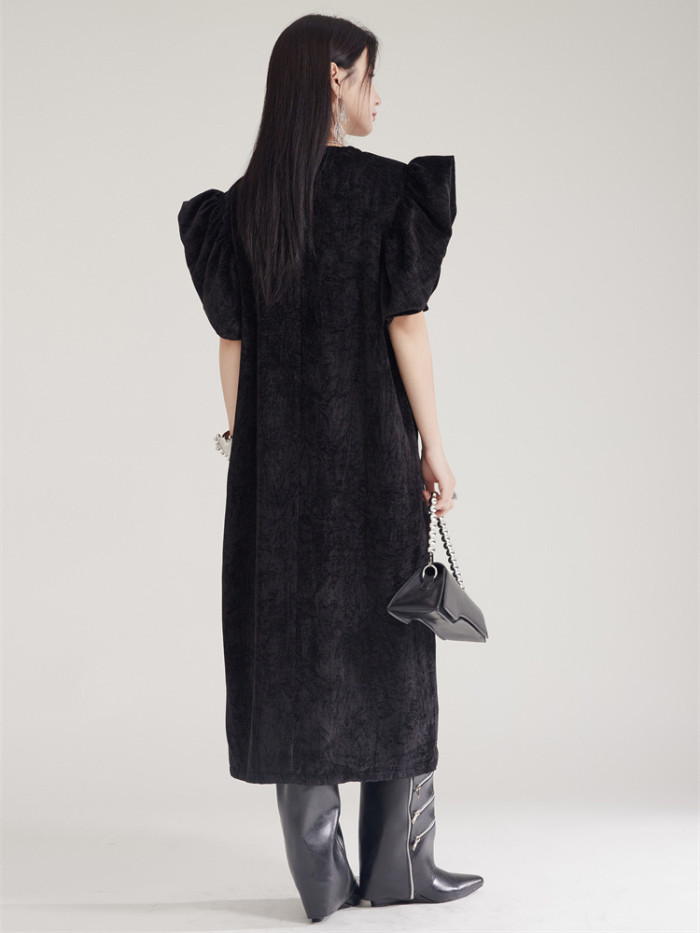 [EAM] Women Black Ruffles Velvet Big Size Shaped Elegant Dress New Round Neck Sleeveless Fashion Tide Spring Autumn 2024 1DH8031