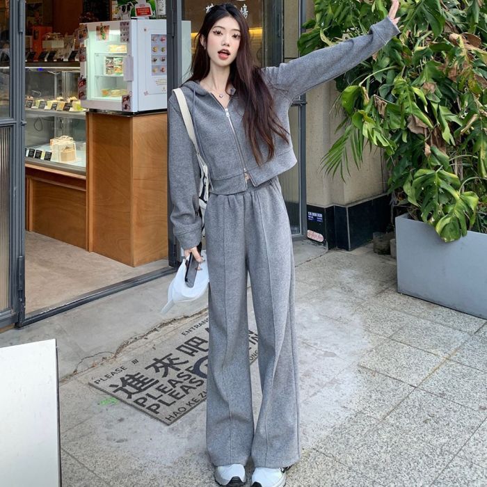 {EAM} Spring and autumn new milk velvet suit casual hoodie short coat straight leg casual pants two-piece set for women DLZ419