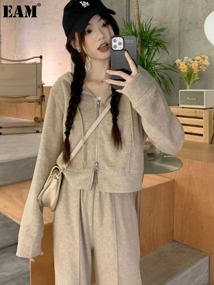 {EAM} Spring and autumn new milk velvet suit casual hoodie short coat straight leg casual pants two-piece set for women DLZ419