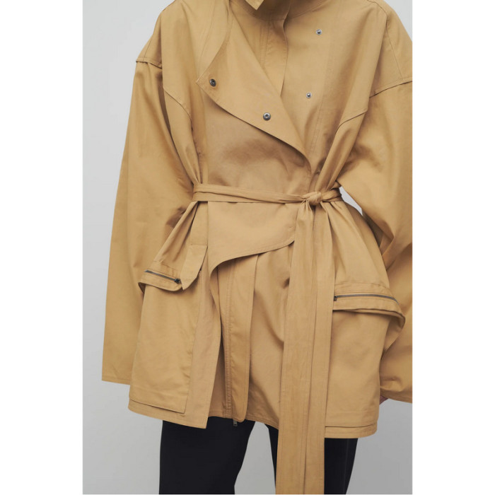 {EAM} 2025 New Asymmetrical Front Drawstring Hood Pocket Workwear With Cotton Jacket Jacket DLZ467