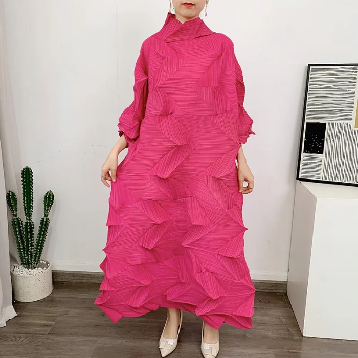 GVUW Pleated Lace-up A-line Dress For Women Solid Color Turtleneck Loose Elegant Diamonds Dresses Female DLZ124106