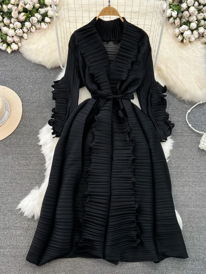 XFPV Women's Sweet Wood Ear Lace Design Lace Up Waist Pleated Dress Vestidos Y2k Korean Fashion Tide Spring Autumn 2025 DLZ62707