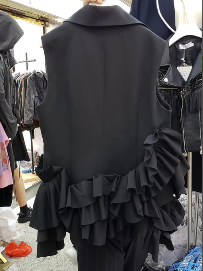 Women Loose Fit Black Irregular Ruffles Casual Vest New Lapel Sleeveless Fashion Tide Spring Autumn DLZ532201M