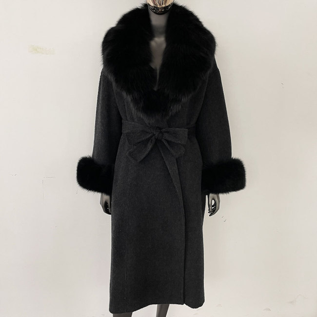 Cashmere coat in a fashionable slim-fit style with adjustable straps DLZ25001S