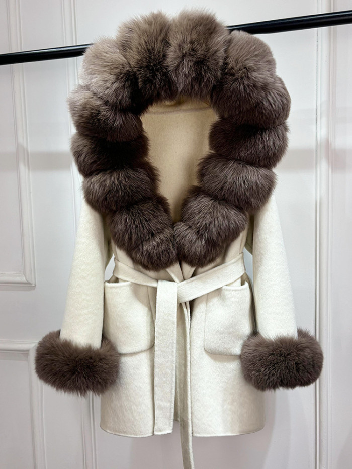 Double-sided cashmere coat for women in long style, new design from Dongdaemun, with layered fur collar and cuffs made of plush fabric.  DLZ19312