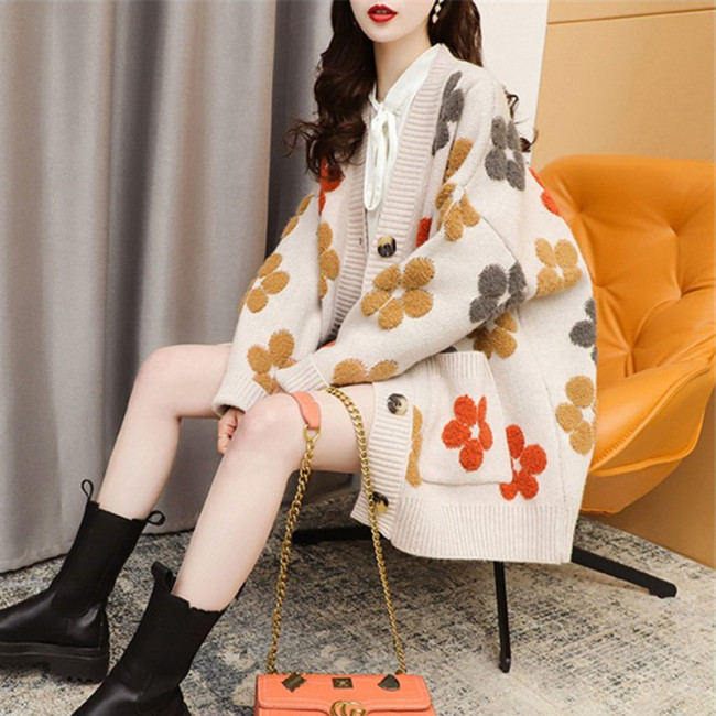 New women's clothing - light and fresh Japanese-style laid-back knit cardigan  DLZ101512