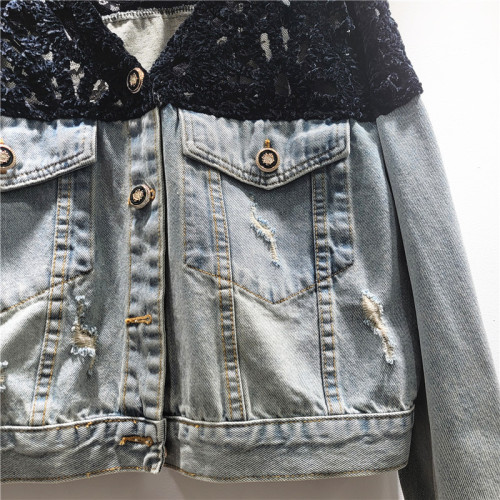 New style top with V-neck, long sleeves, short length, single button fastening, made of denim. DLZWT505
