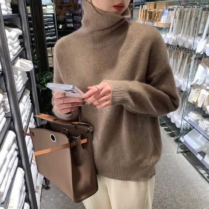 Loose and versatile knitted pullover with a laid-back style, suitable for all occasions, as a base layer for women.  DLZMY1220